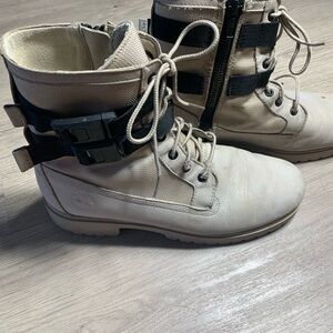 Timberland Jayne double buckle boots Women’s size 10